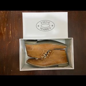 Steve Madden P-Ivon Leather Chukka Boots